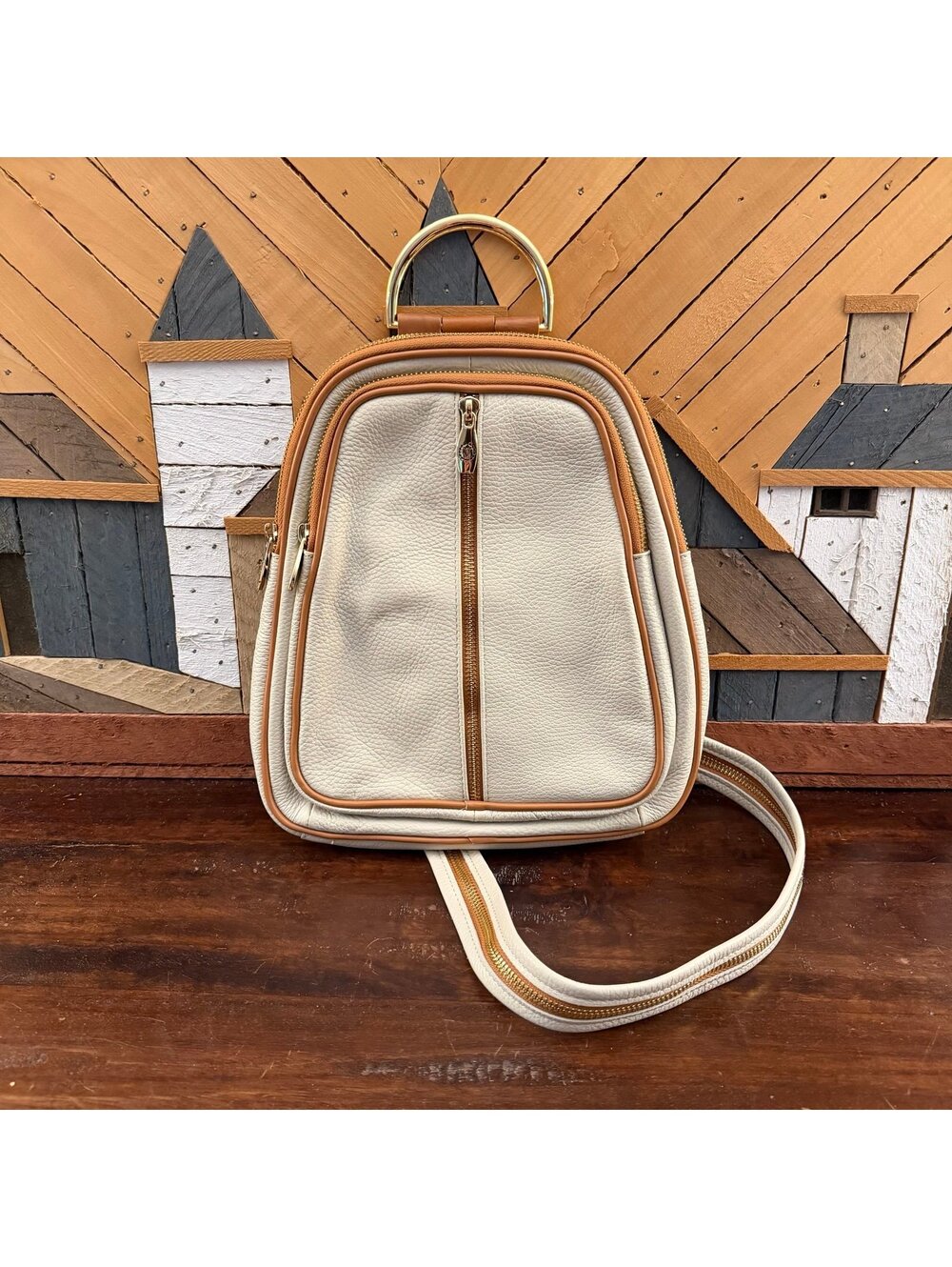 Valentina‎ Italian Leather Convertible Sling Backpack Bag Cream Tan Gold